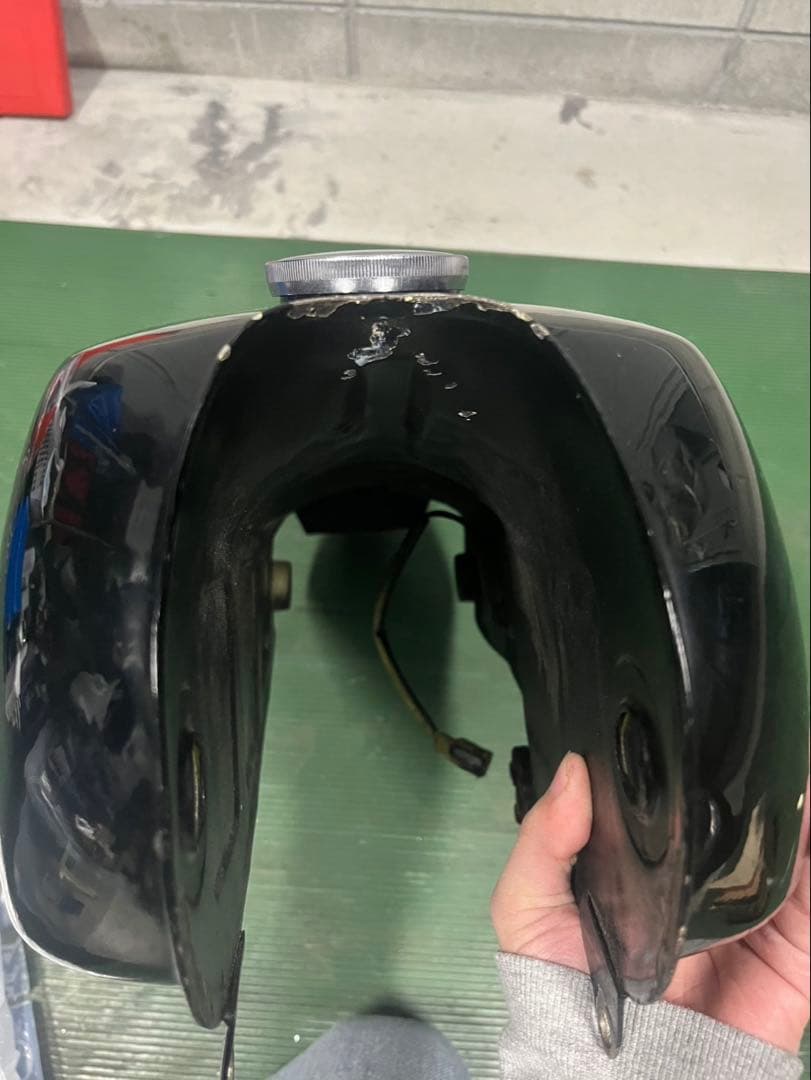 YAMAHA SR400用　YB1タンク　黒