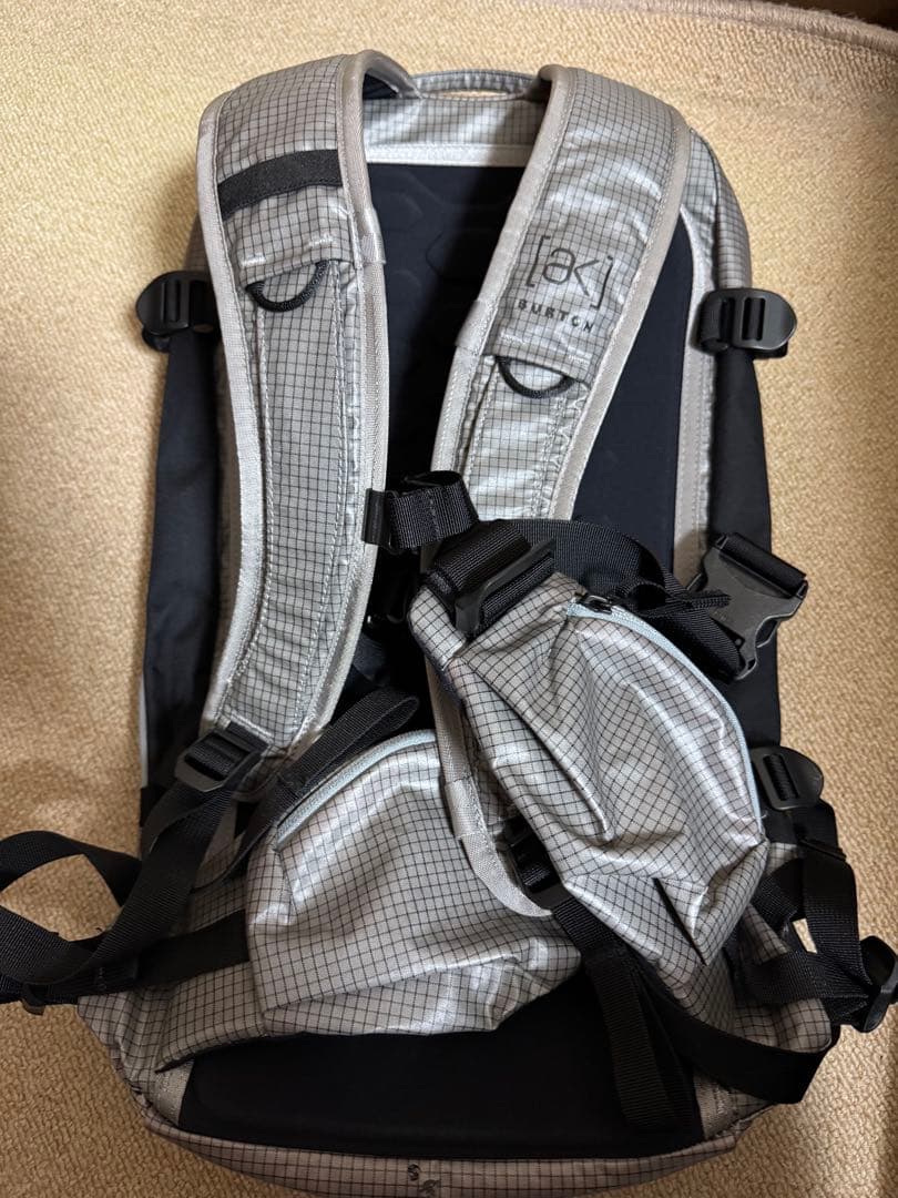 BURTONバックパック ak Dispatcher 18L Sharkskin
