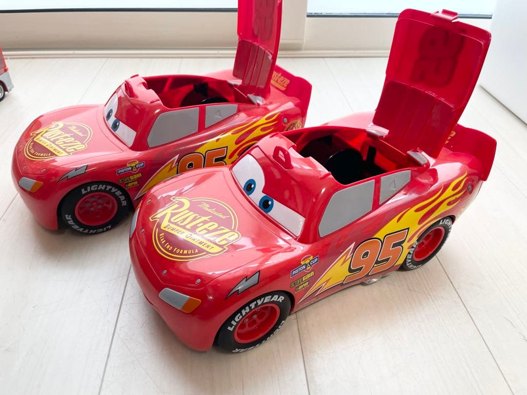 トミカ カーズ マック2台、マックィーン ポップコーンバケット2台、ハドソン1台