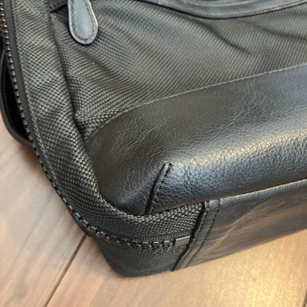 coach ３ウェイビジネスバッグ