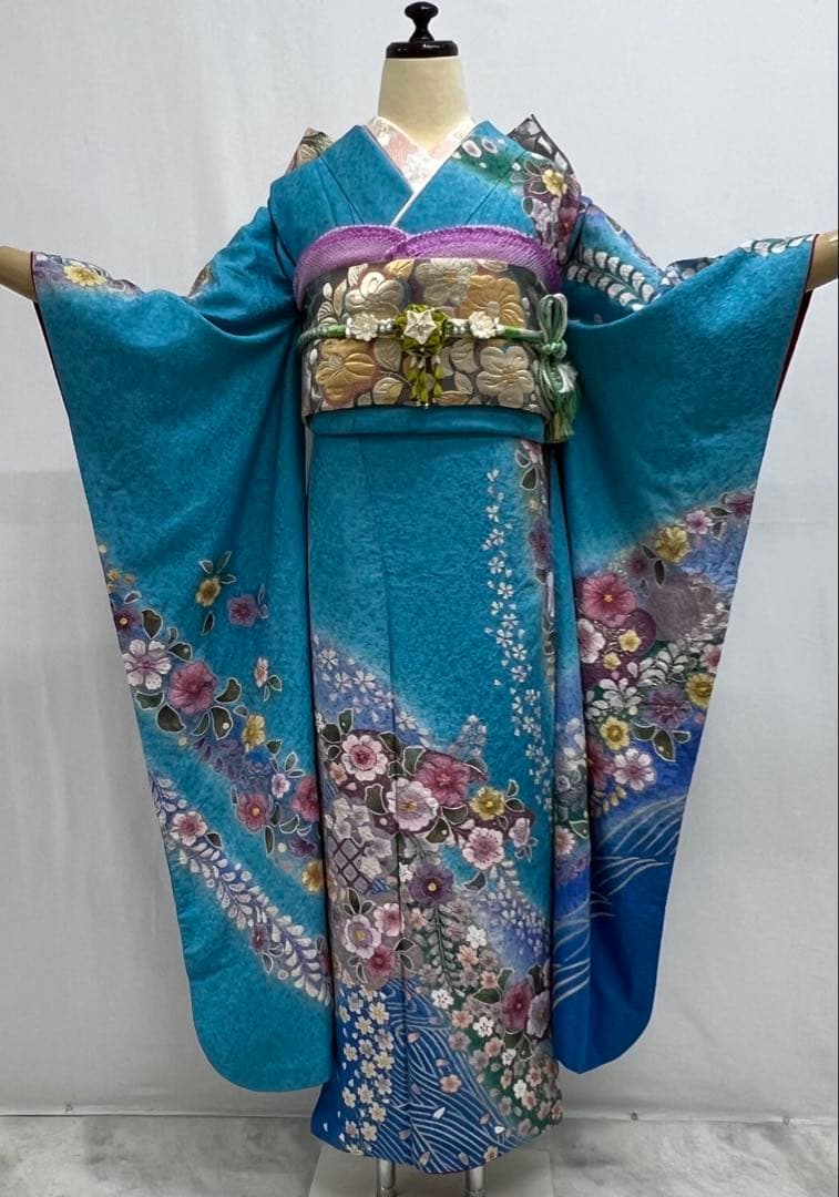 振り袖　フルセット　別誂長襦袢付　成人式　 金彩加工　刺繍入り　辻ヶ花 622