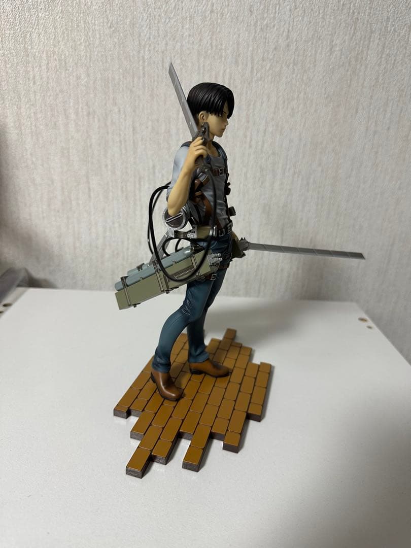 千値練　BRAVE-ACT 1/8 リヴァイ -ver.2B- フィギュア