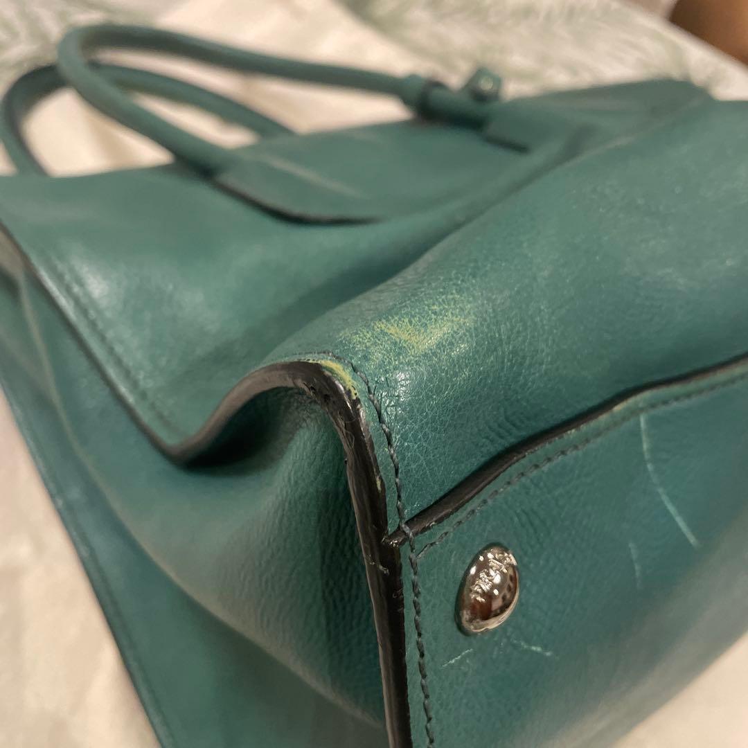 PRADA ハンドバッグ　グリーン　ショルダーストラップ付き