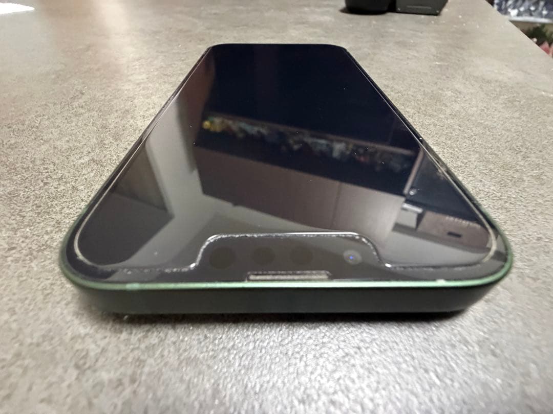 【丁寧梱包】【即日発送】Apple iPhone 13 グリーン