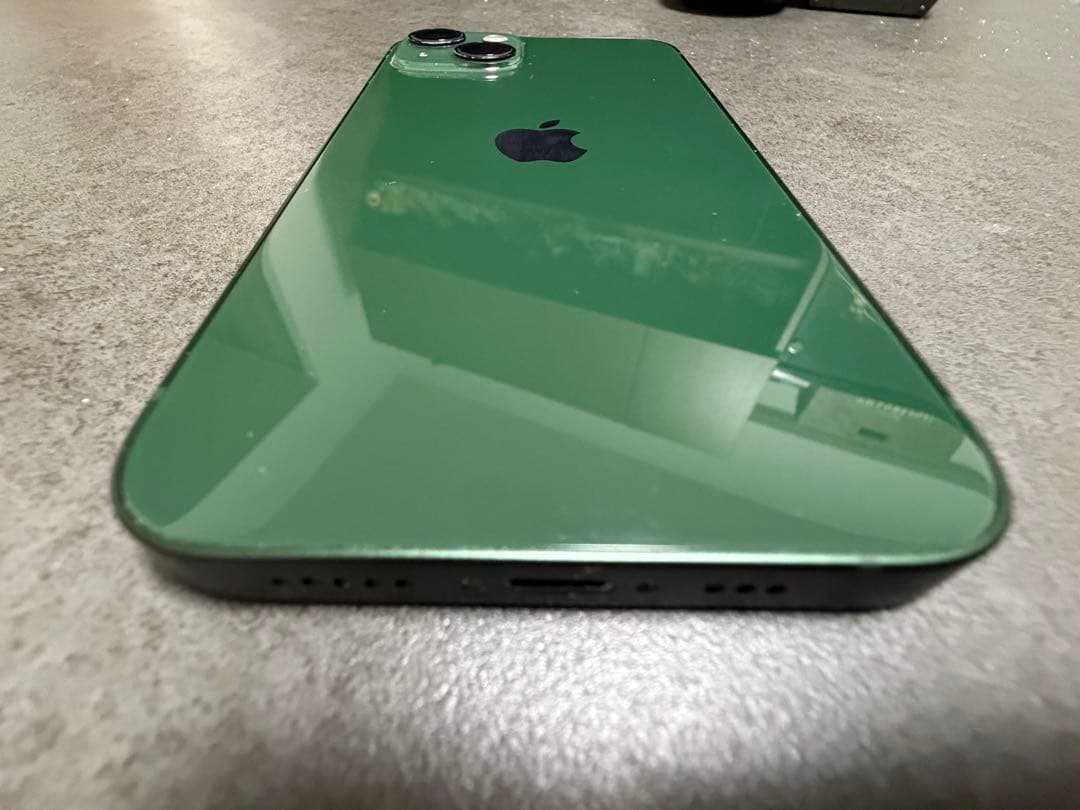 【丁寧梱包】【即日発送】Apple iPhone 13 グリーン