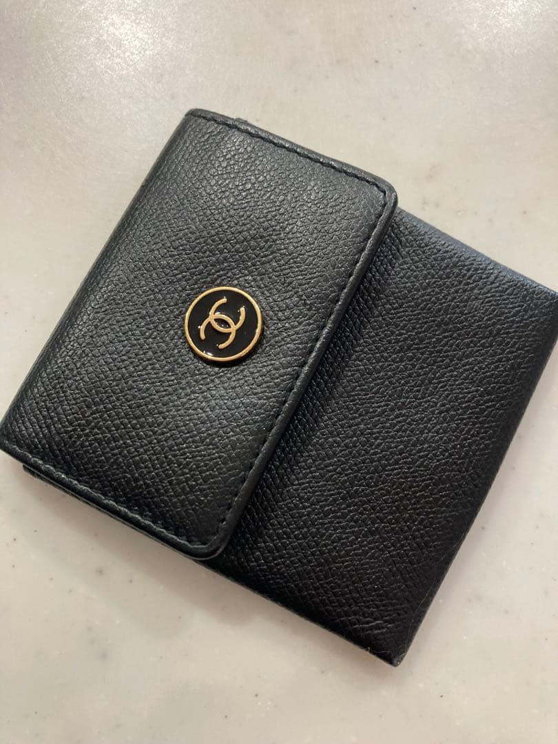 CHANEL ブラックレザー ケース