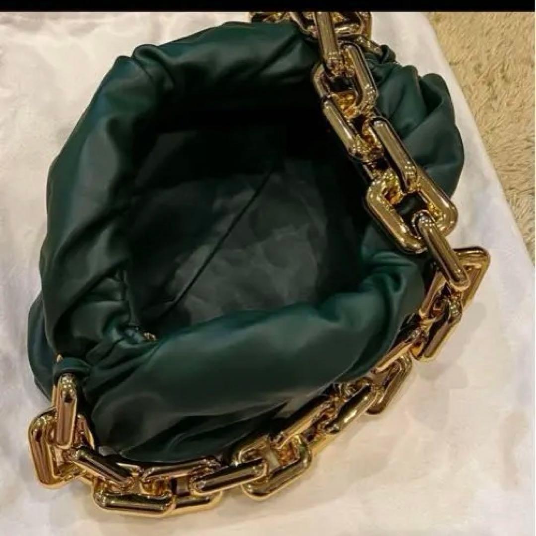 BOTTEGA VENETA チェーンショルダーバッグ　ザチェーンポーチ