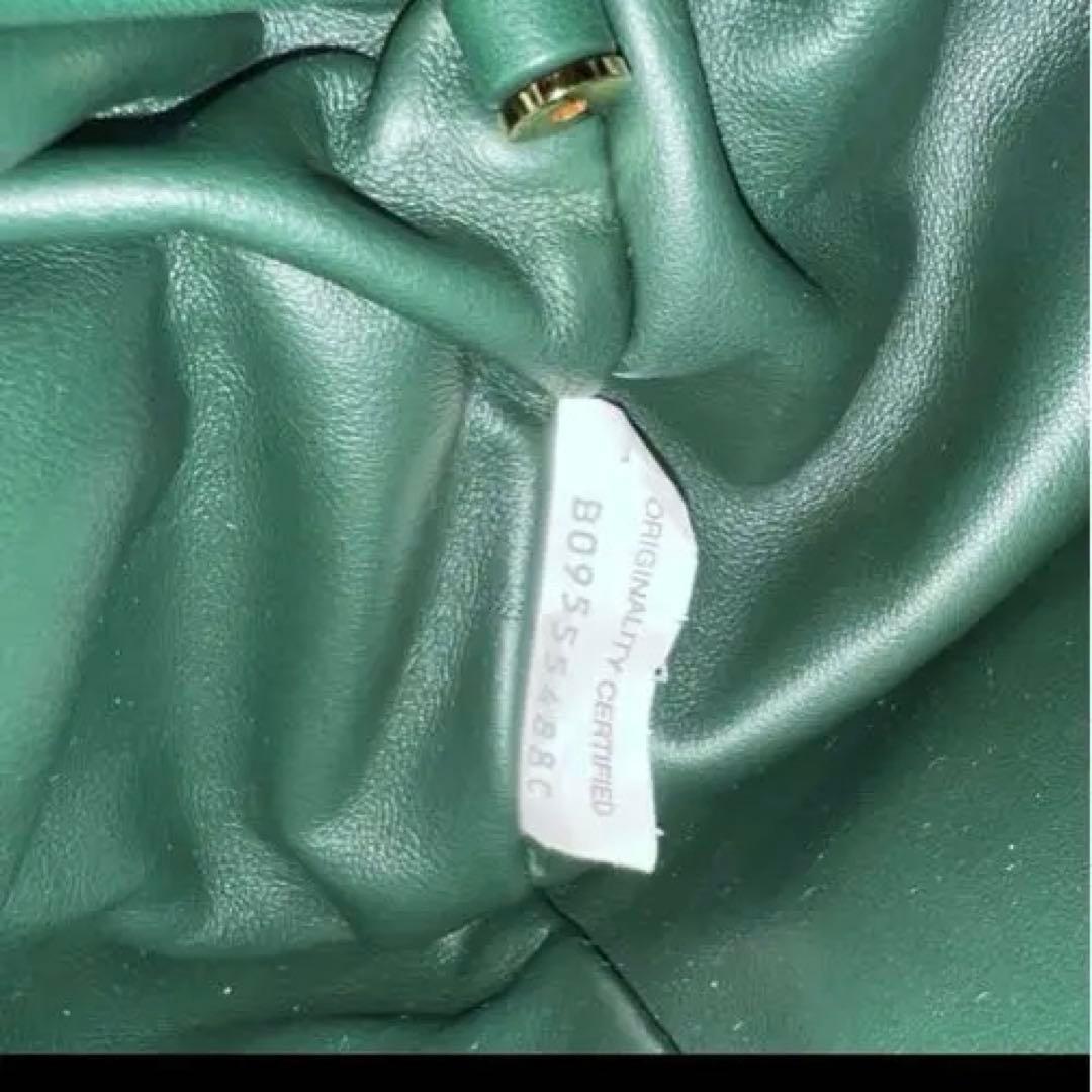 BOTTEGA VENETA チェーンショルダーバッグ　ザチェーンポーチ