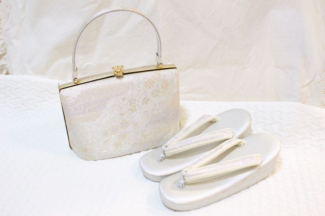 着物　バッグ　草履　紗織