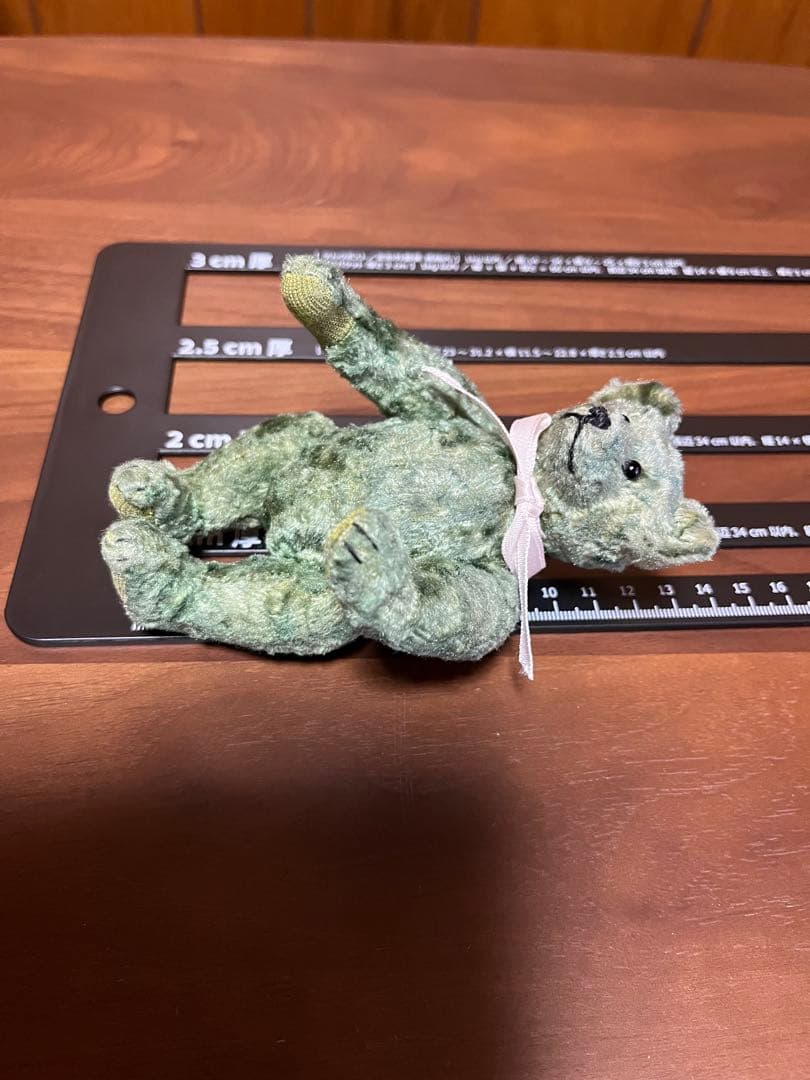 Naomi Laightナオミライトテディベア　くま