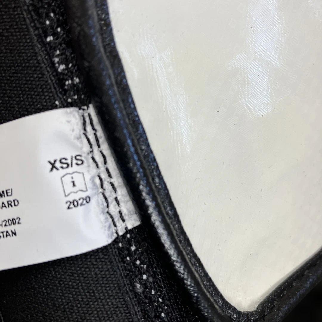 adidas　ボクシング　ファールプロテクター　XS/S　格闘技　値下げ‼️