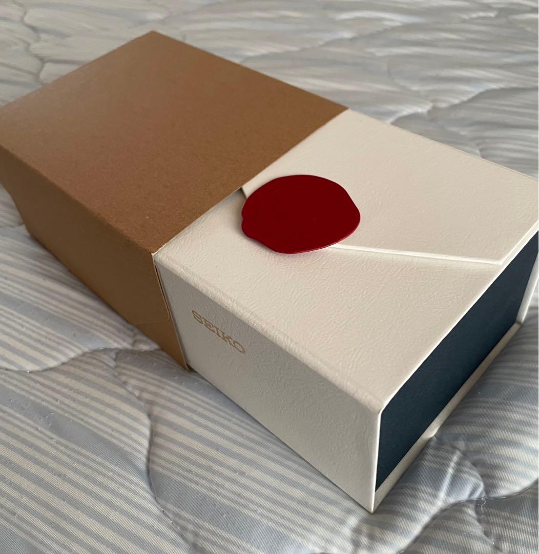 ヴァイオレットエヴァーガーデン　メモリアルウォッチ　SEIKO 時計　革バンド