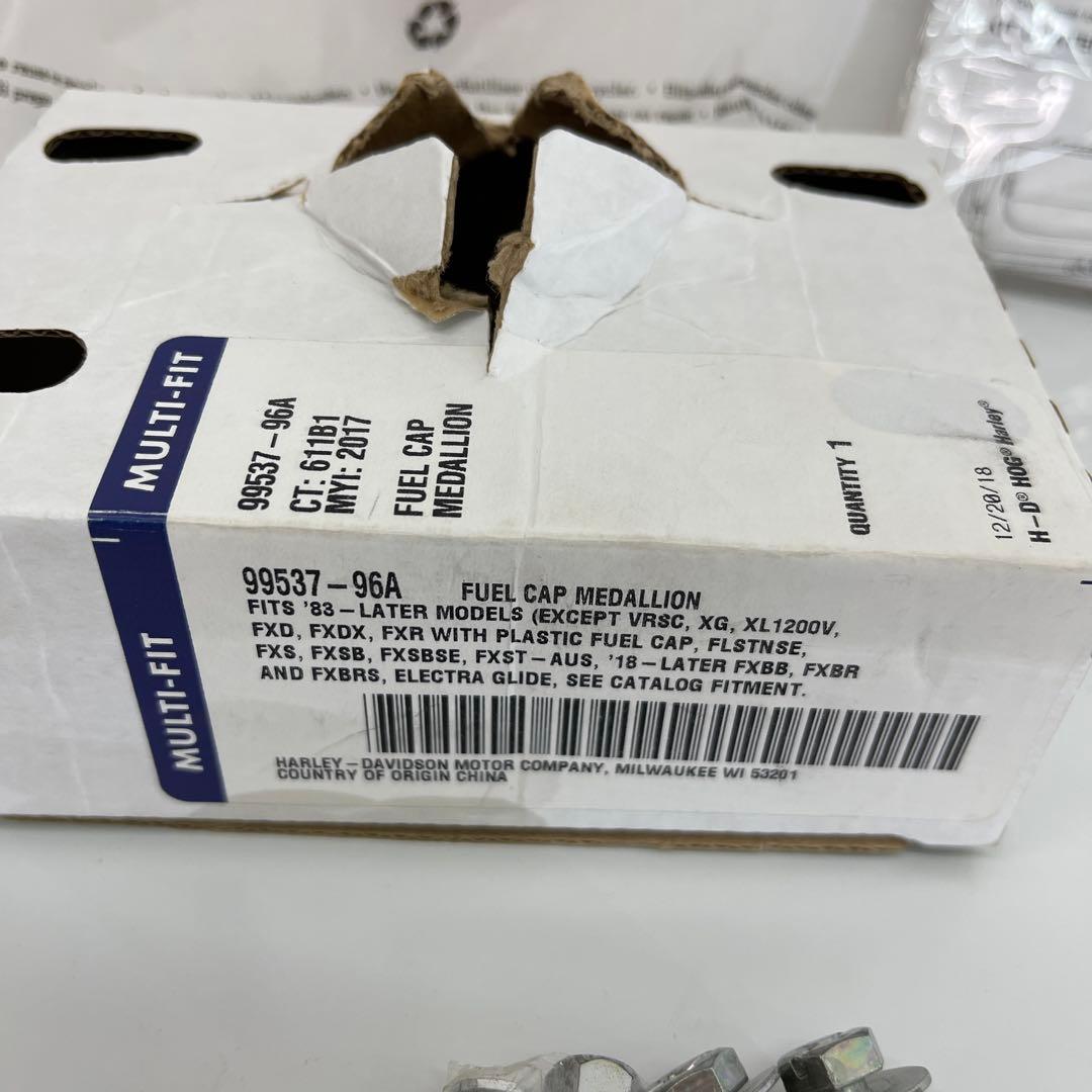 美品　ハーレーダビッドソン　メダリオン　七宝焼　タンクキャップ　おまけ付き