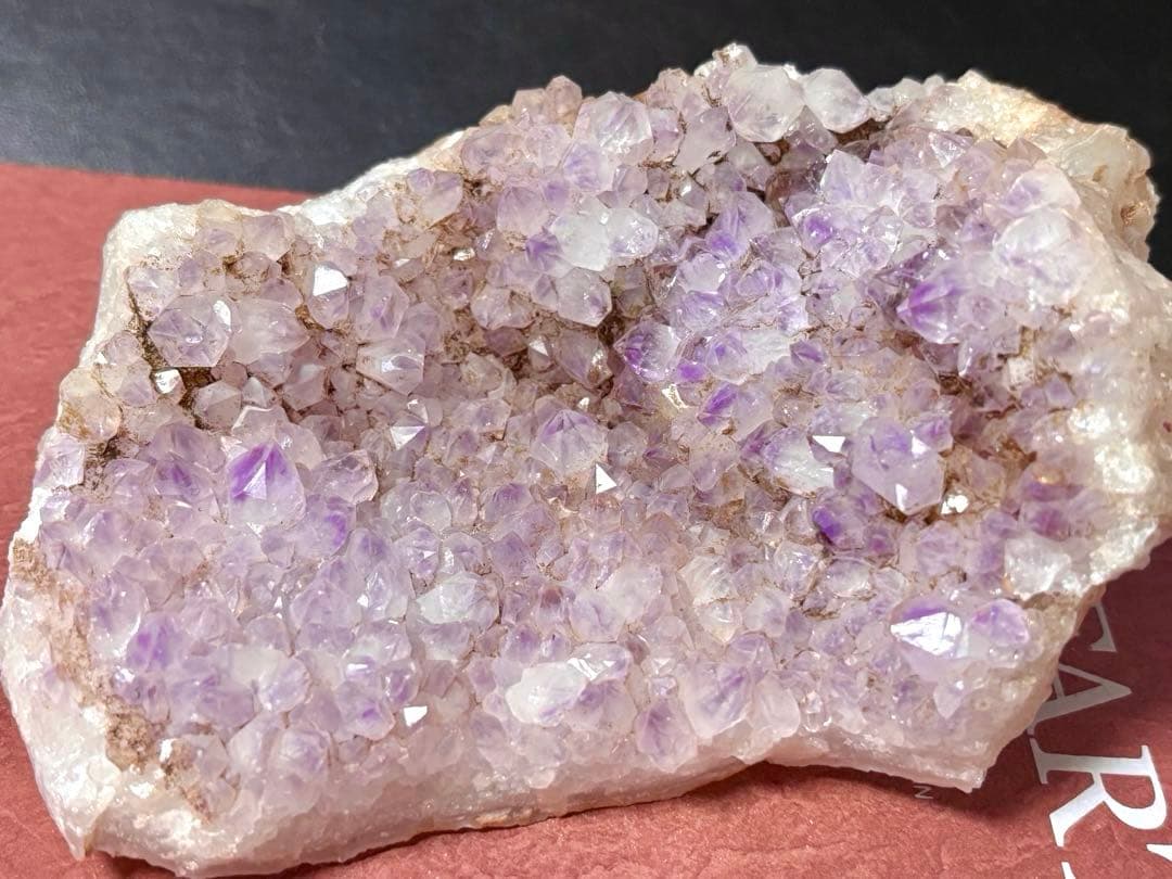 【超希少】ラベンダーアメジストクラスター 大型 ローズアメジスト (カルール産)