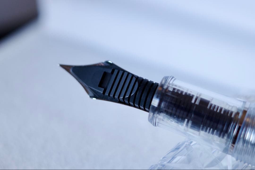 PLATINUM 万年筆　富士旬景　第3作目　六花　ろっか　EF（極細）