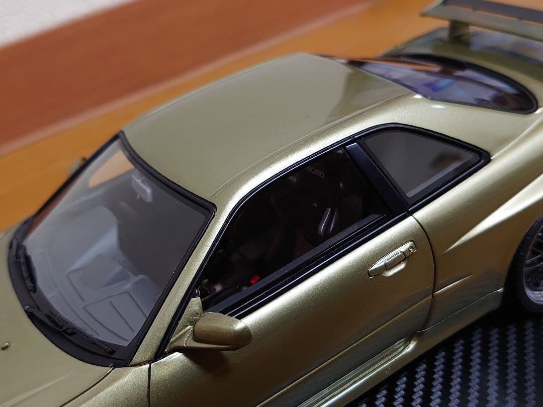 1/18 イグニッションモデル スカイライン GT-R bnr34 r34