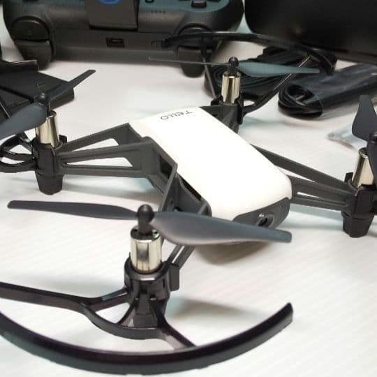 ドローン Tello 送信機 フルセット（VRゴーグル付き）