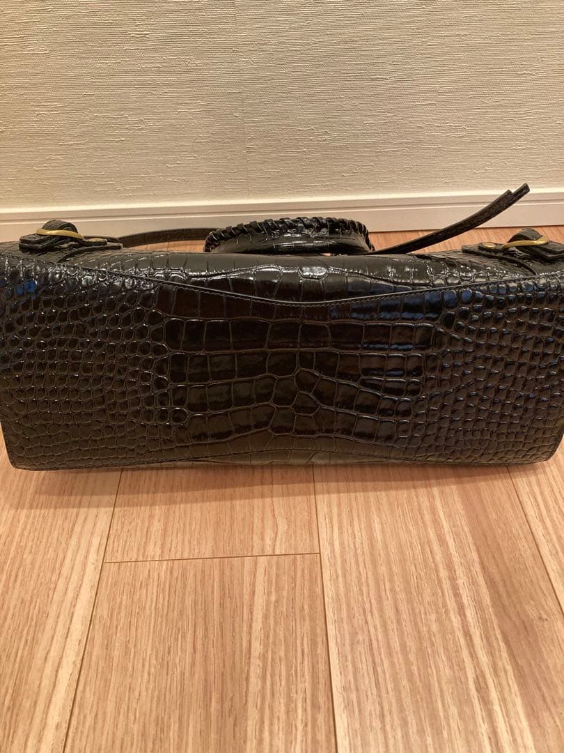 バレンシアガ　バッグ