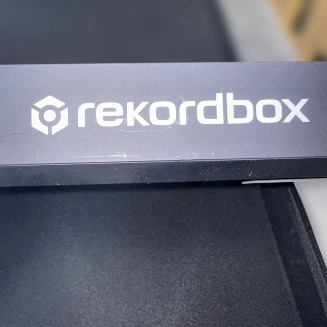 【F太】　DDJ-FLX6 持ち運び用ケース　箱付き　コントローラー