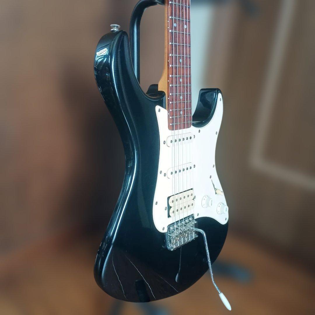 ギター YAMAHA EG112