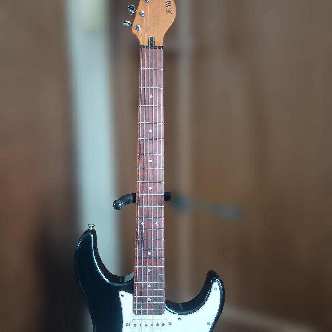 ギター YAMAHA EG112