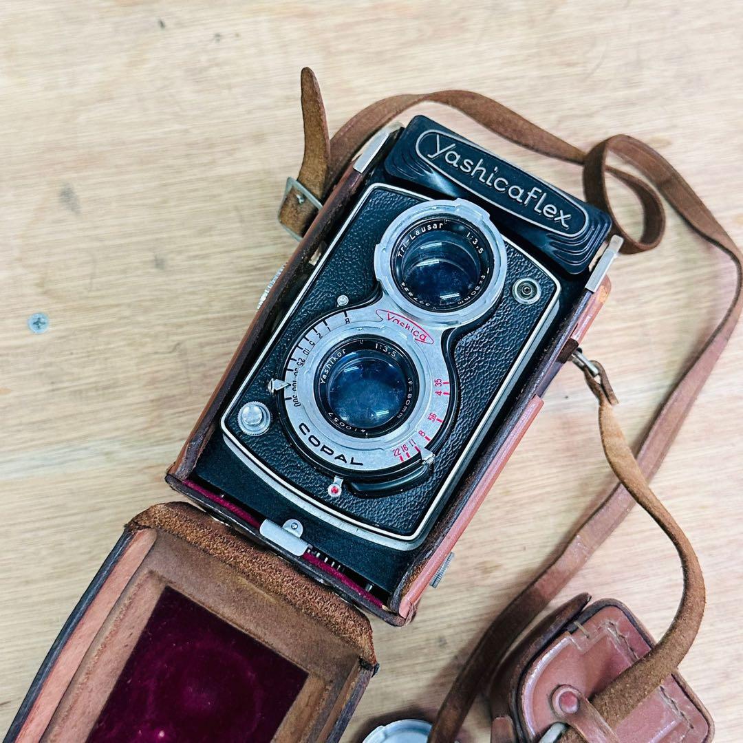 YashicaFlex 二眼レフカメラ レザーケース付き動作未確認