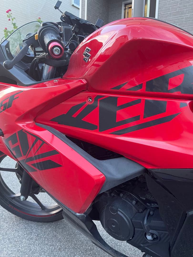 SUZUKI スズキ ジクサーSF(150) ABS 22年式 4710 km!