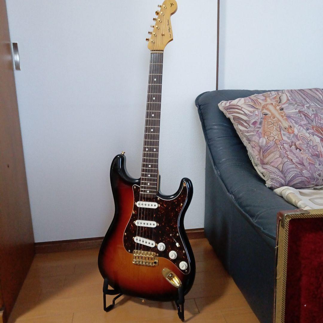 エレキギター Ｅａｓｔ　Ｖｉｌｌａｇｅ　Ｇｕｉｔｅｒｓ