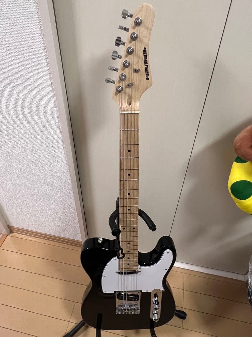 美品プレイテック エレキギター ブラック