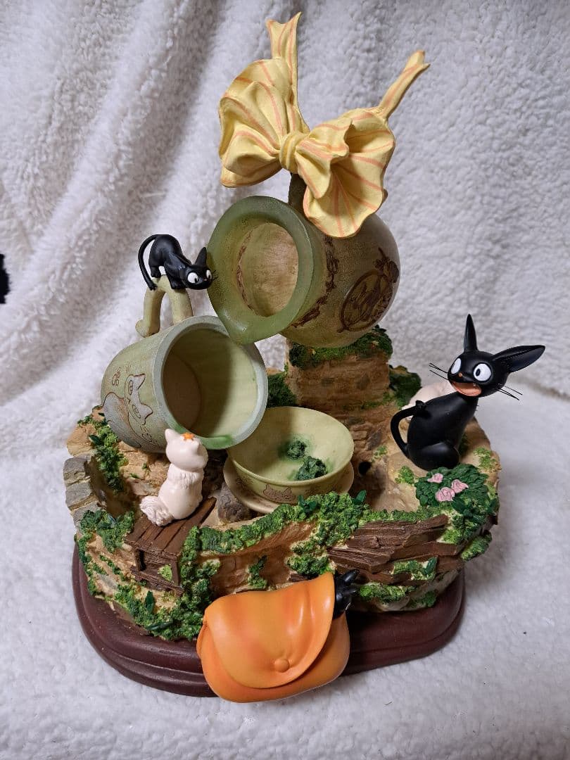 ジブリ　魔女の宅急便　ウォーターガーデン　不思議な水辺