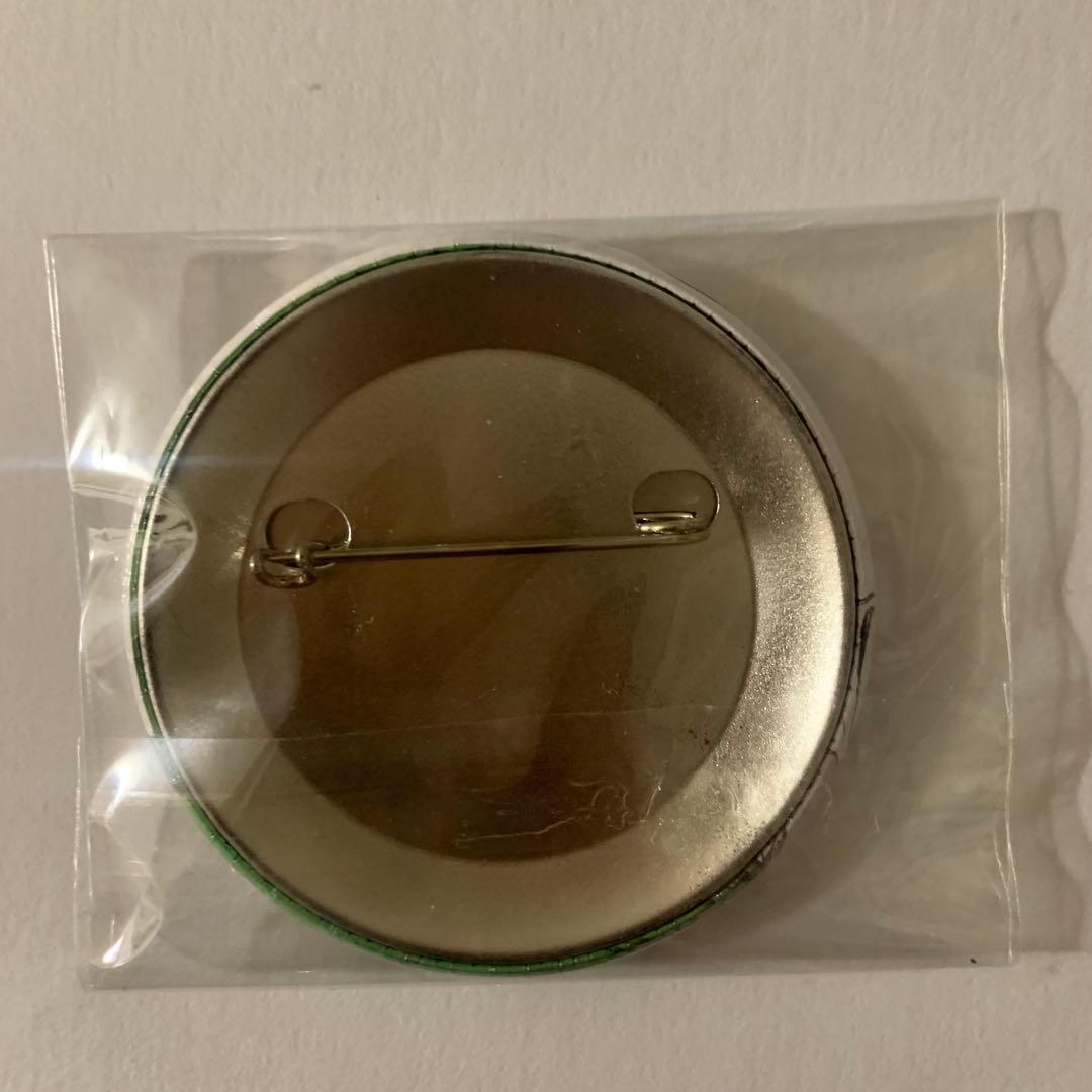 進撃の巨人 リヴァイ wit 缶バッジセット 激レア