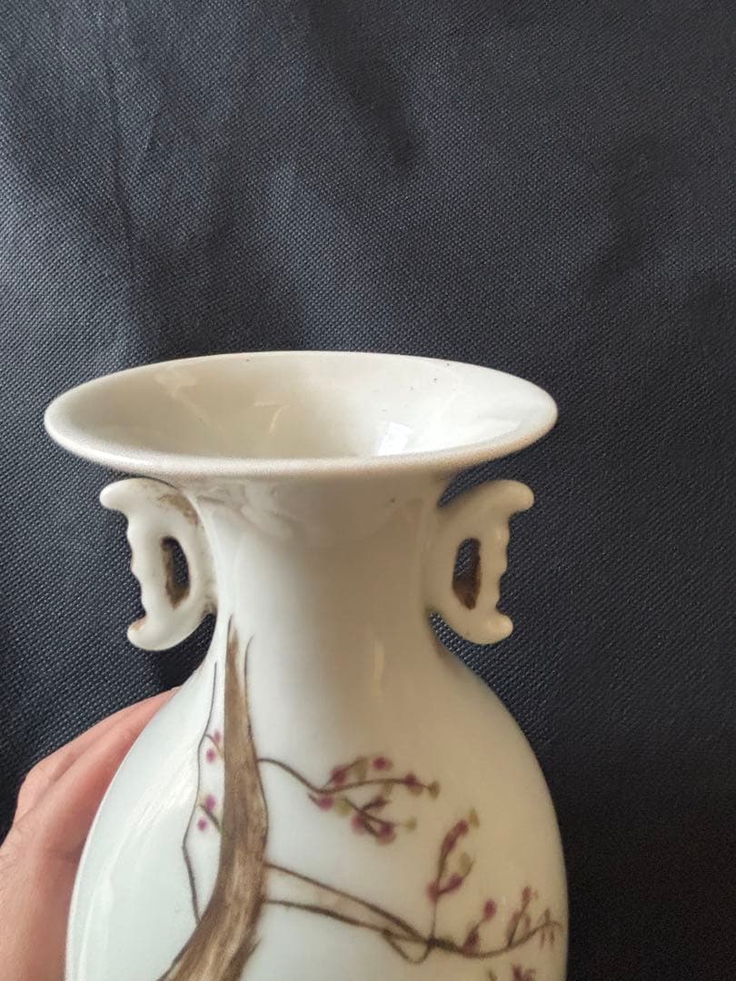 中国古美術 清末民国時代　粉彩　花瓶　人物画　高さ22cm