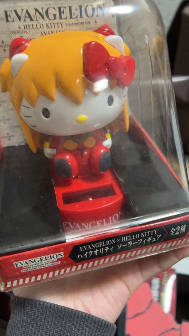 エヴァンゲリオン×ハローキティ ハイクオリティ　ソーラーフィギュア