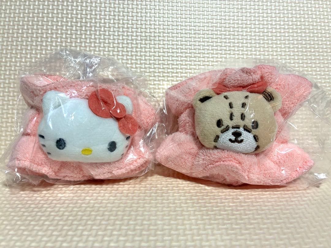 新品　ハローキティ ぬいぐるみ 3点　洗顔リストバンド 1セット