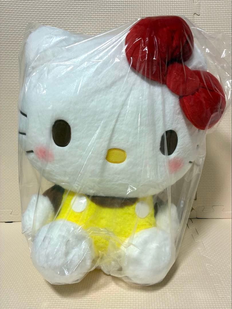 新品　ハローキティ ぬいぐるみ 3点　洗顔リストバンド 1セット