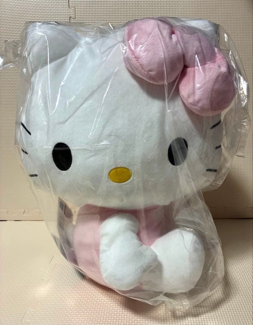 新品　ハローキティ ぬいぐるみ 3点　洗顔リストバンド 1セット