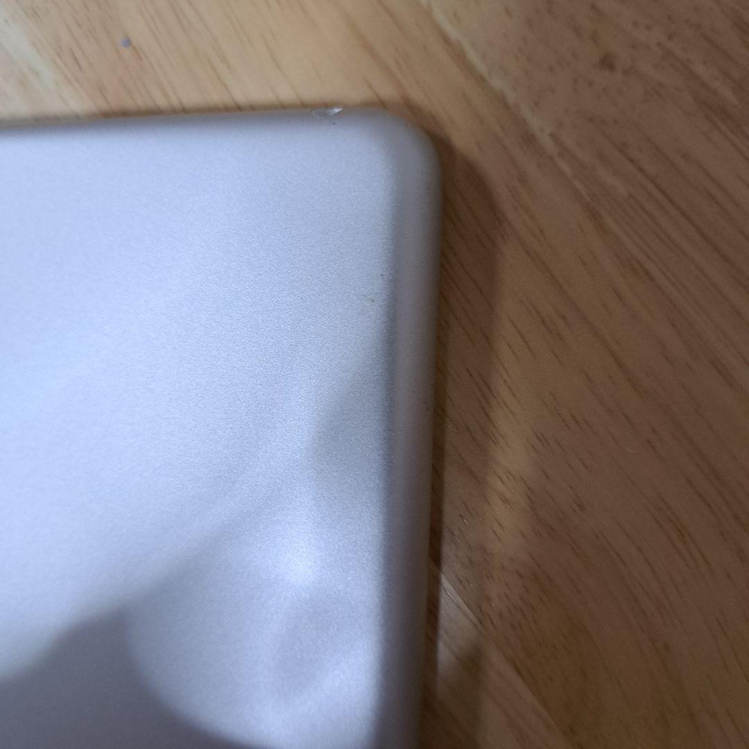 iPad (第7世代) シルバー 32GB　WiFiモデル