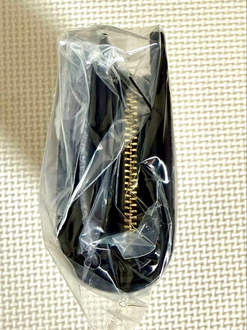 【新品未使用】マイケルコース　二つ折り財布　レディース　ブラック