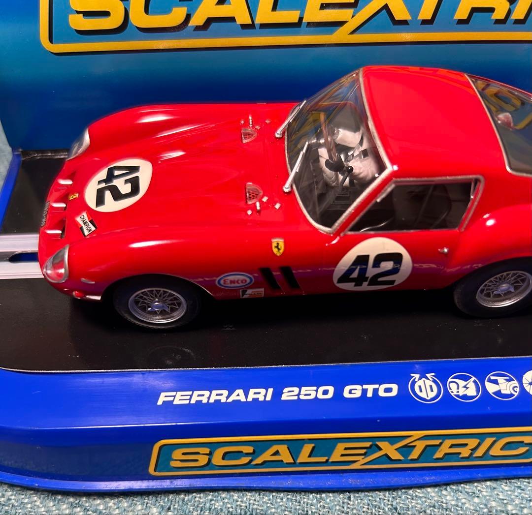 スロットカー フェラーリ 250 GTO 絶版品