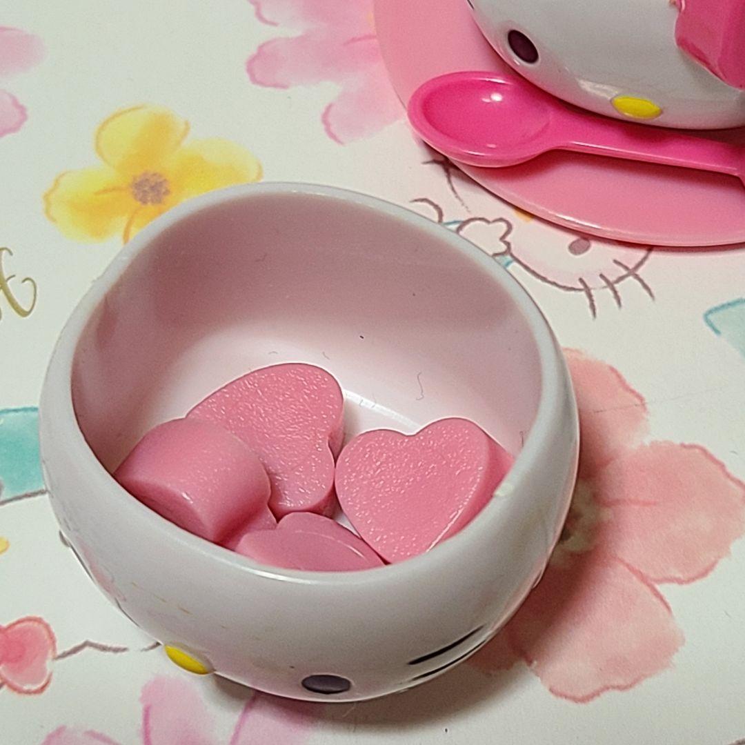 4.キティ ままごとセット ティータイム サンリオレトロ