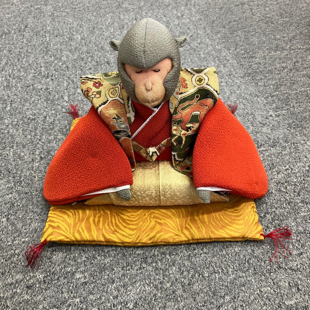 鳥獣文様綴織陣羽織　高台寺所蔵　干支置物　申