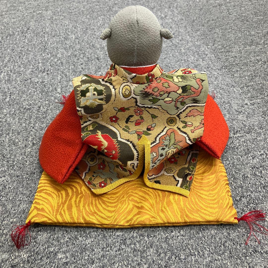 鳥獣文様綴織陣羽織　高台寺所蔵　干支置物　申