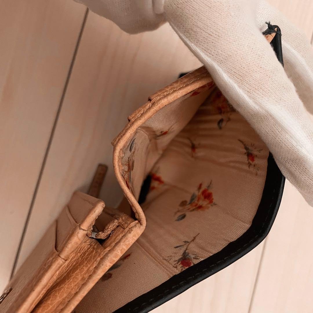 GUCCI 黒 リボンモチーフ 二つ折り財布