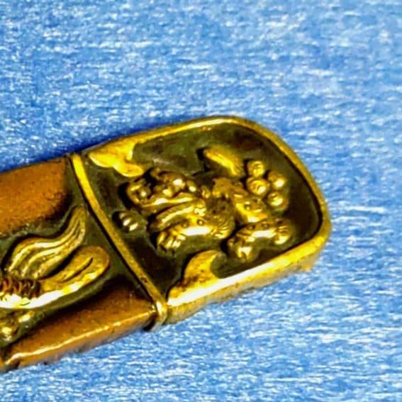 小柄　雲龍図　金銀象嵌　唐獅子