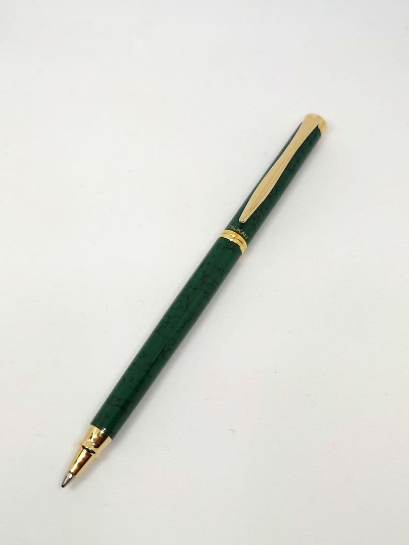 ペリカン　ニュークラシック　ボールペン　希少　 マーブル　グリーン　廃盤　レア