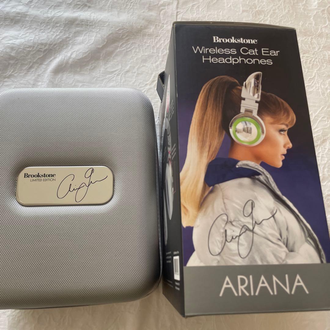 Brookstone Ariana アリアナ ワイヤレス 猫耳ヘッドホン 限定版