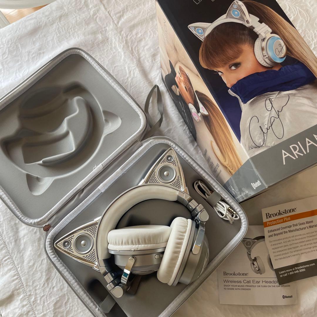 Brookstone Ariana アリアナ ワイヤレス 猫耳ヘッドホン 限定版