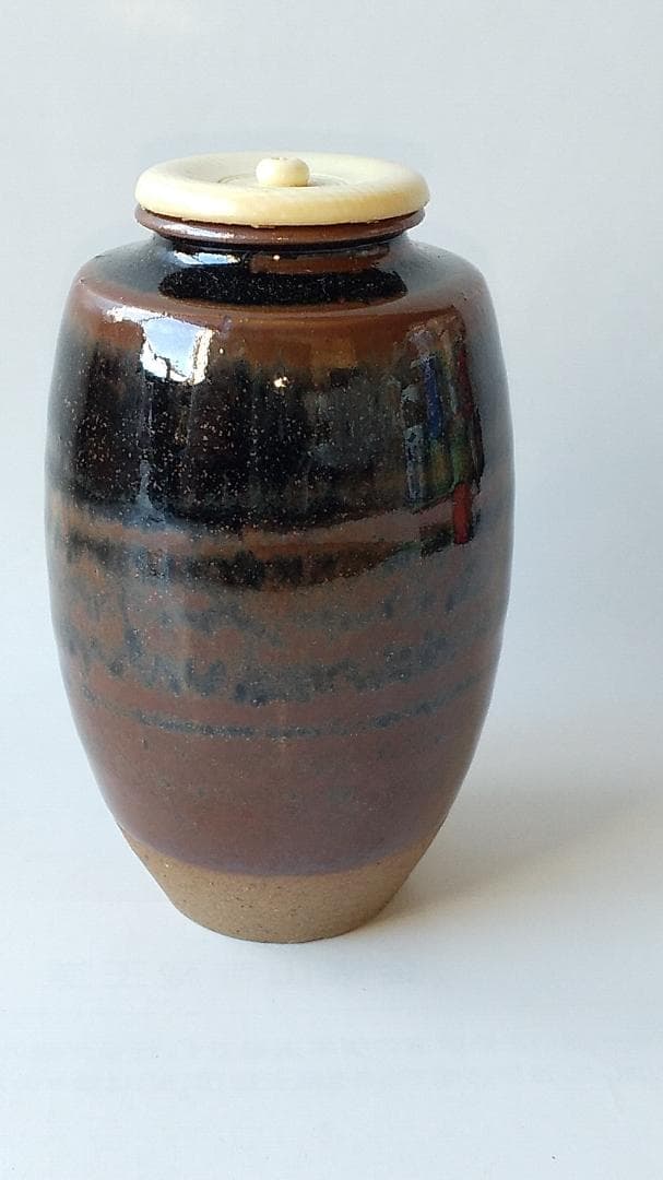 松本鉄山 松本鐵山 古瀬戸 茶入 仕覆 共箱 茶道具 茶入 新品 未使用 です。