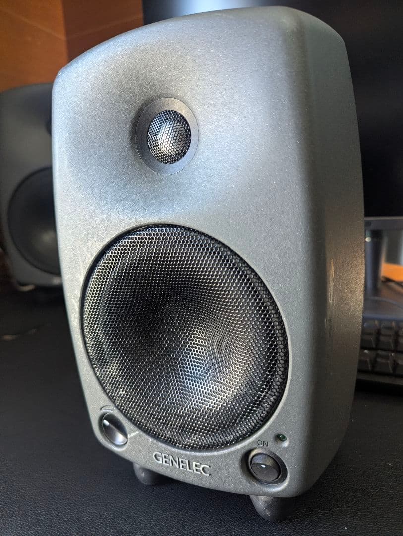 お買い得 GENELEC 8030A 1本 モニタースピーカー