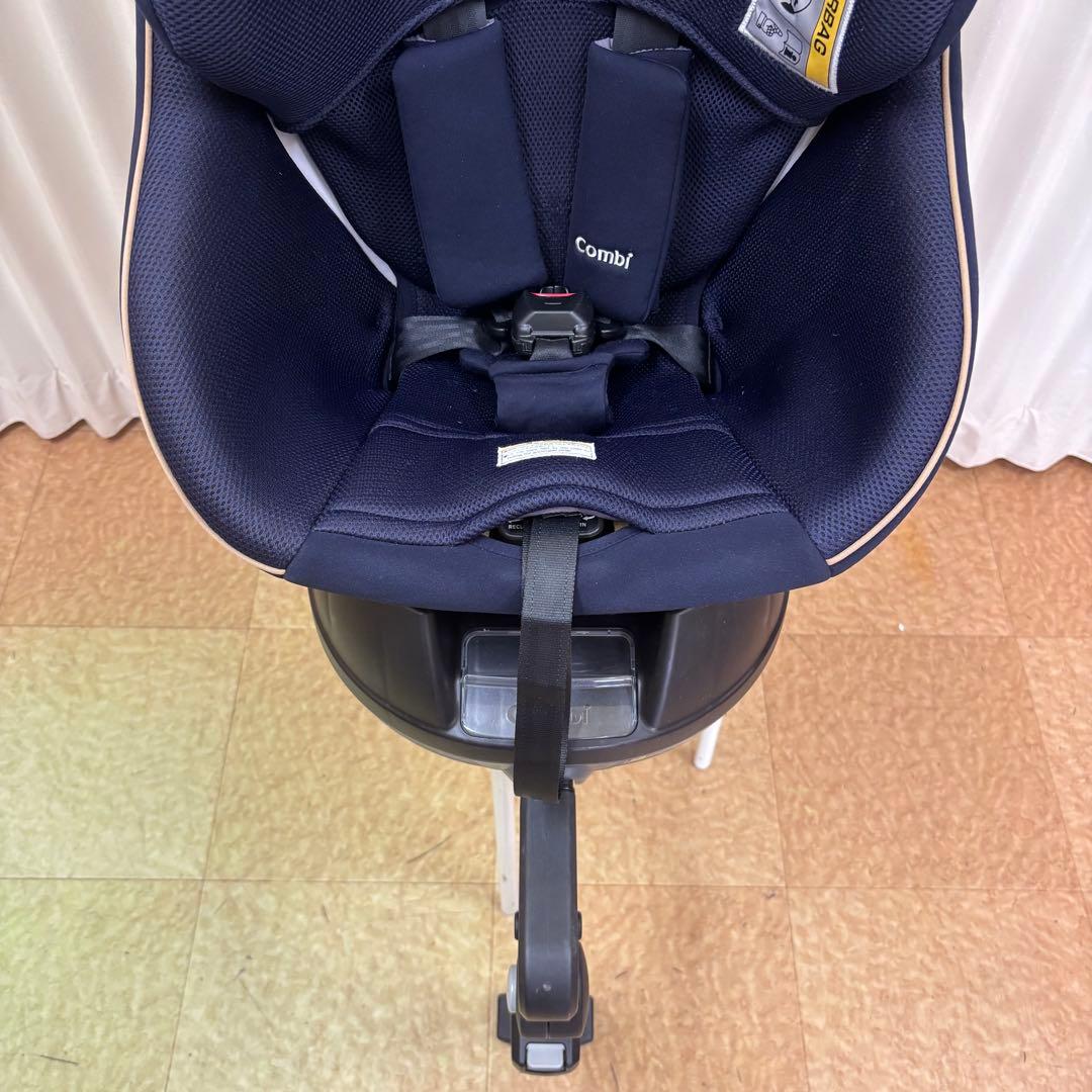 クリーニング済　☆美品☆　コンビ　クルムーヴ　ISOFIX　エッグショック　紺